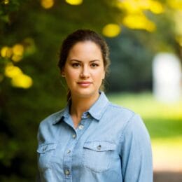 Top Senior Photographer in Phoenix – Chic Studio Senior Portrait Session