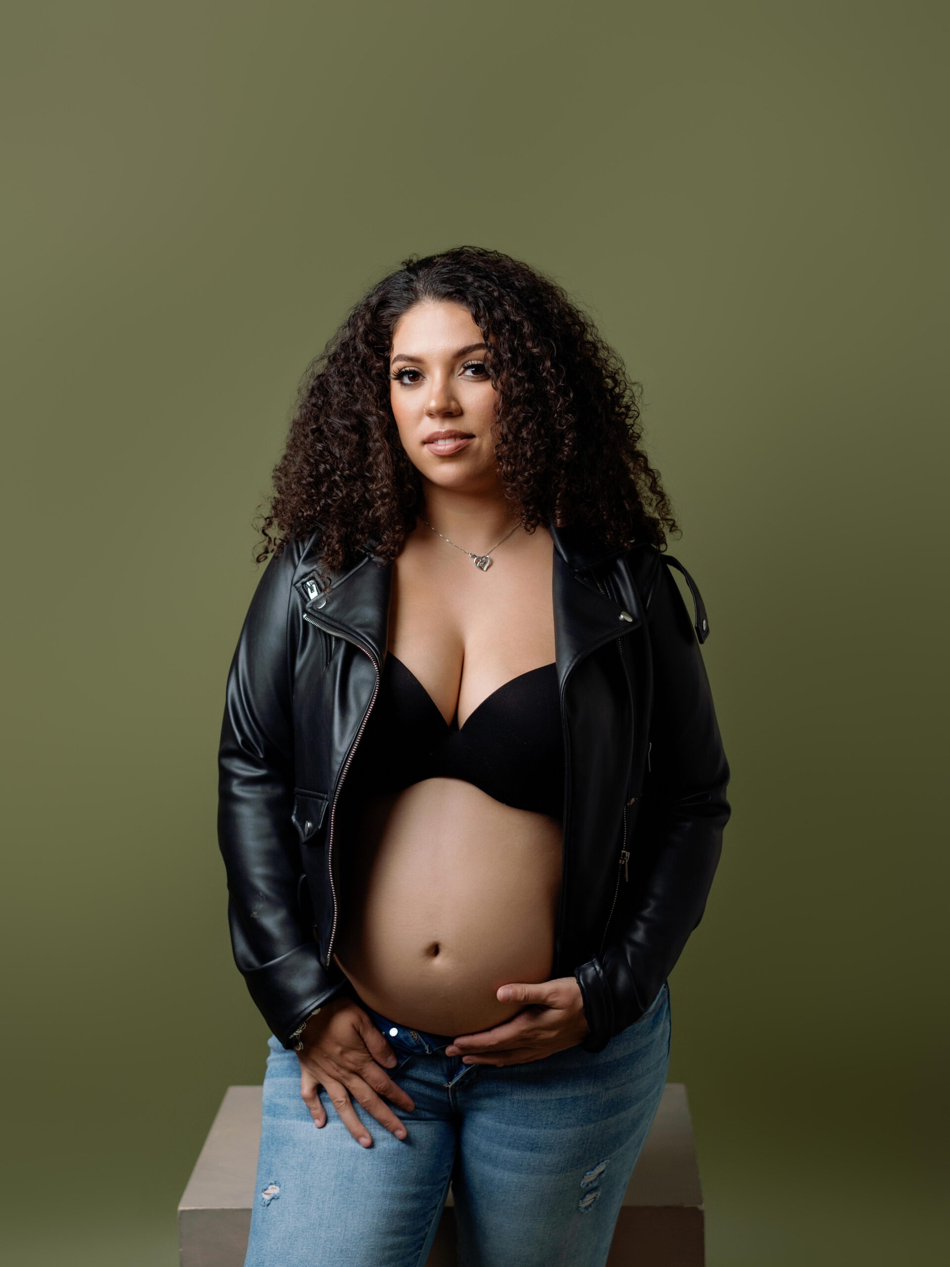 When To Take Maternity Photos