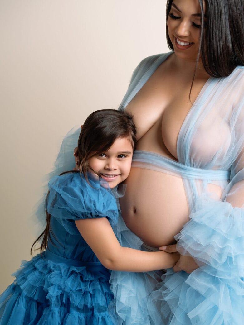 15 Stunning Maternity Photoshoot Ideas